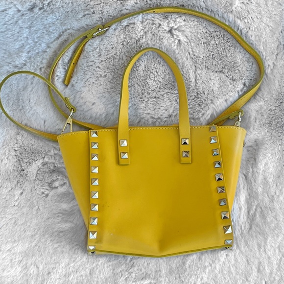 Vera Pelle studded Handbag - Picture 1 of 7